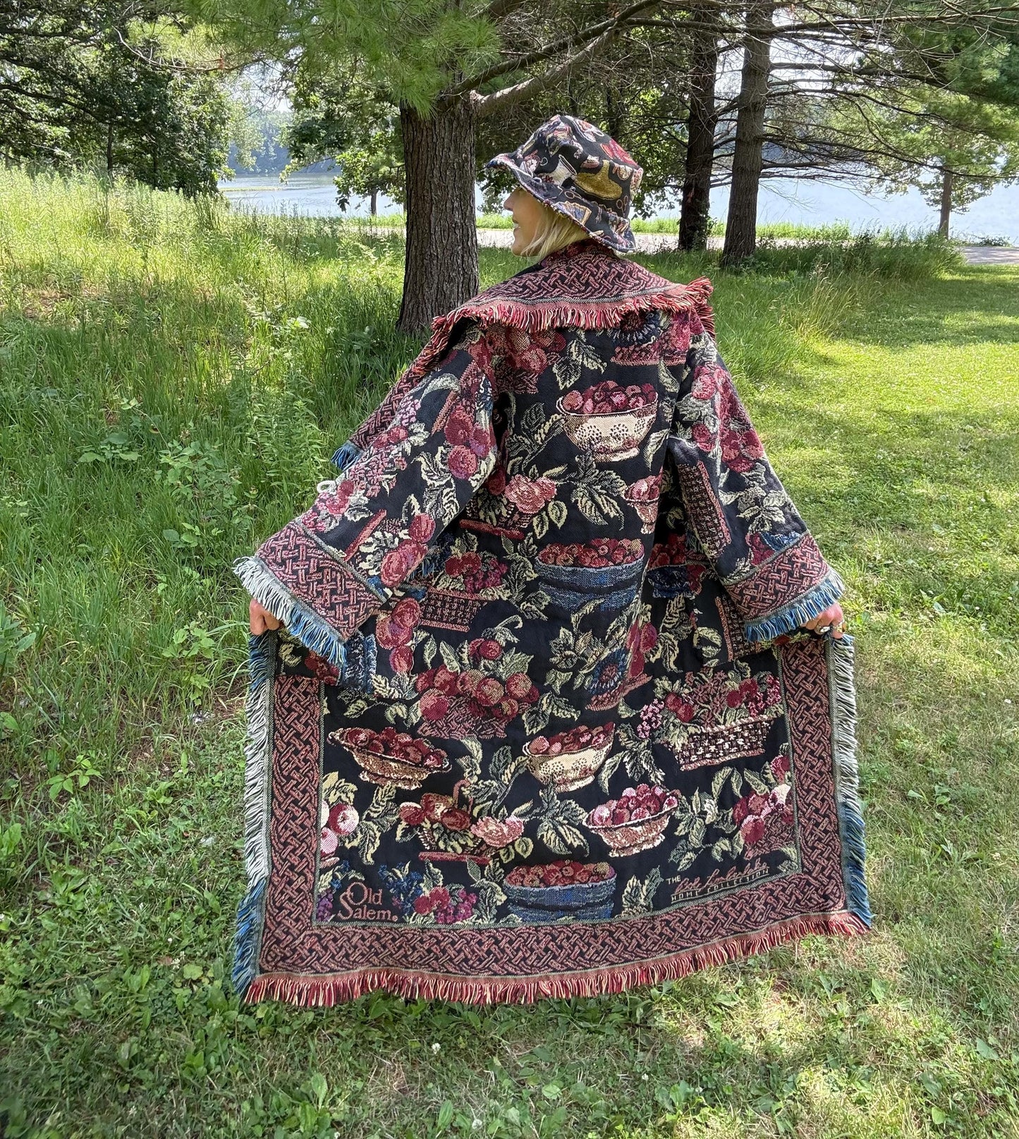 Apple Orchard Sweetheart Long Blanket Coat