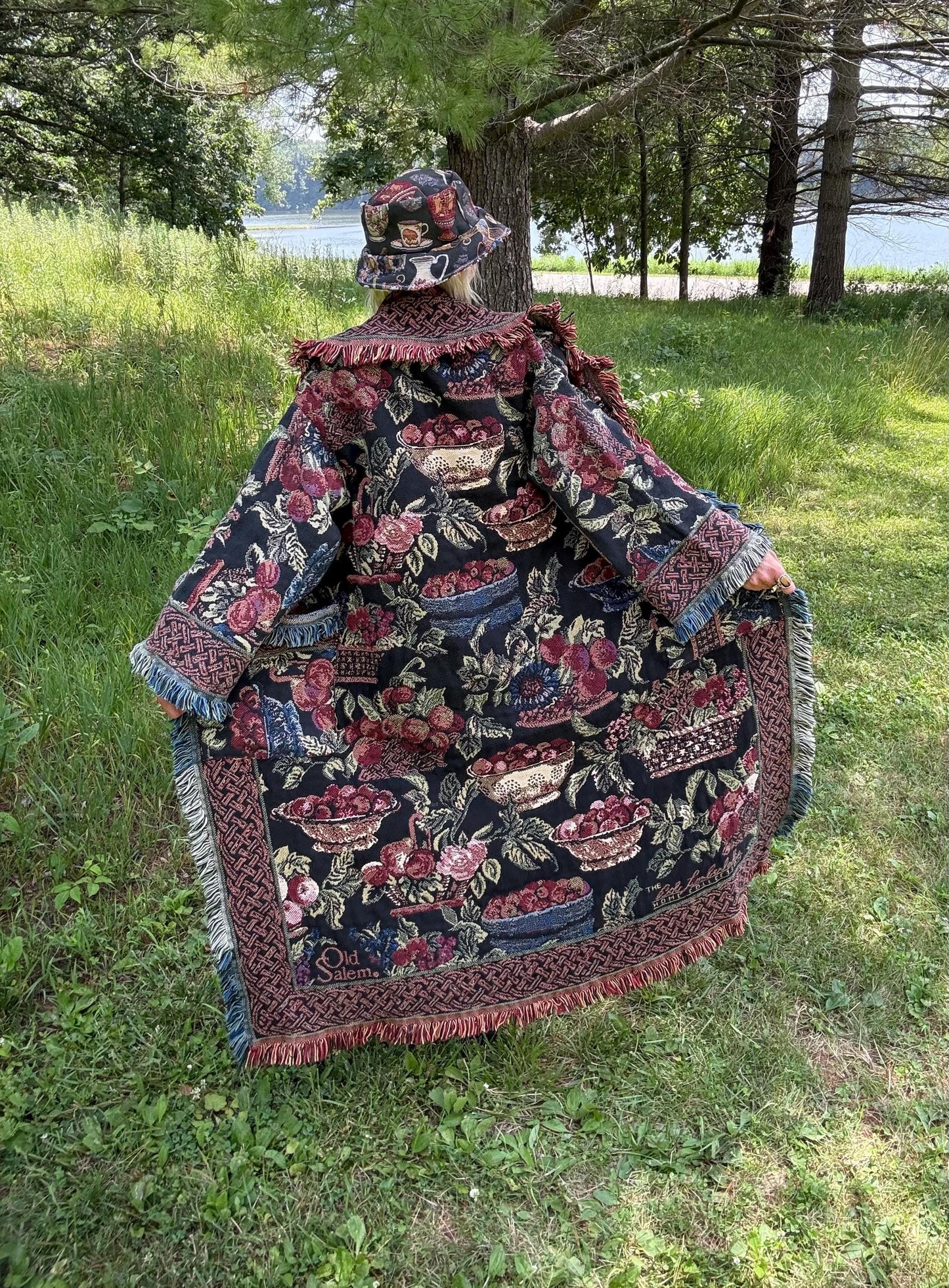 Apple Orchard Sweetheart Long Blanket Coat