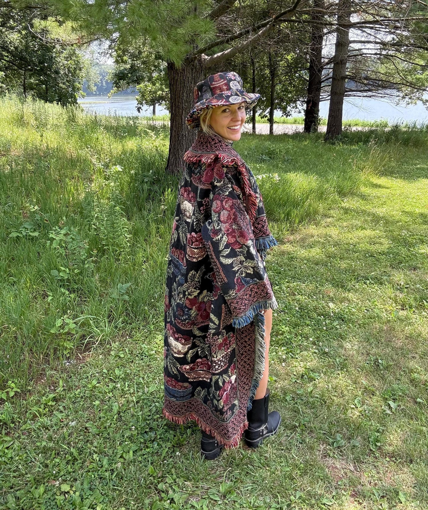 Apple Orchard Sweetheart Long Blanket Coat