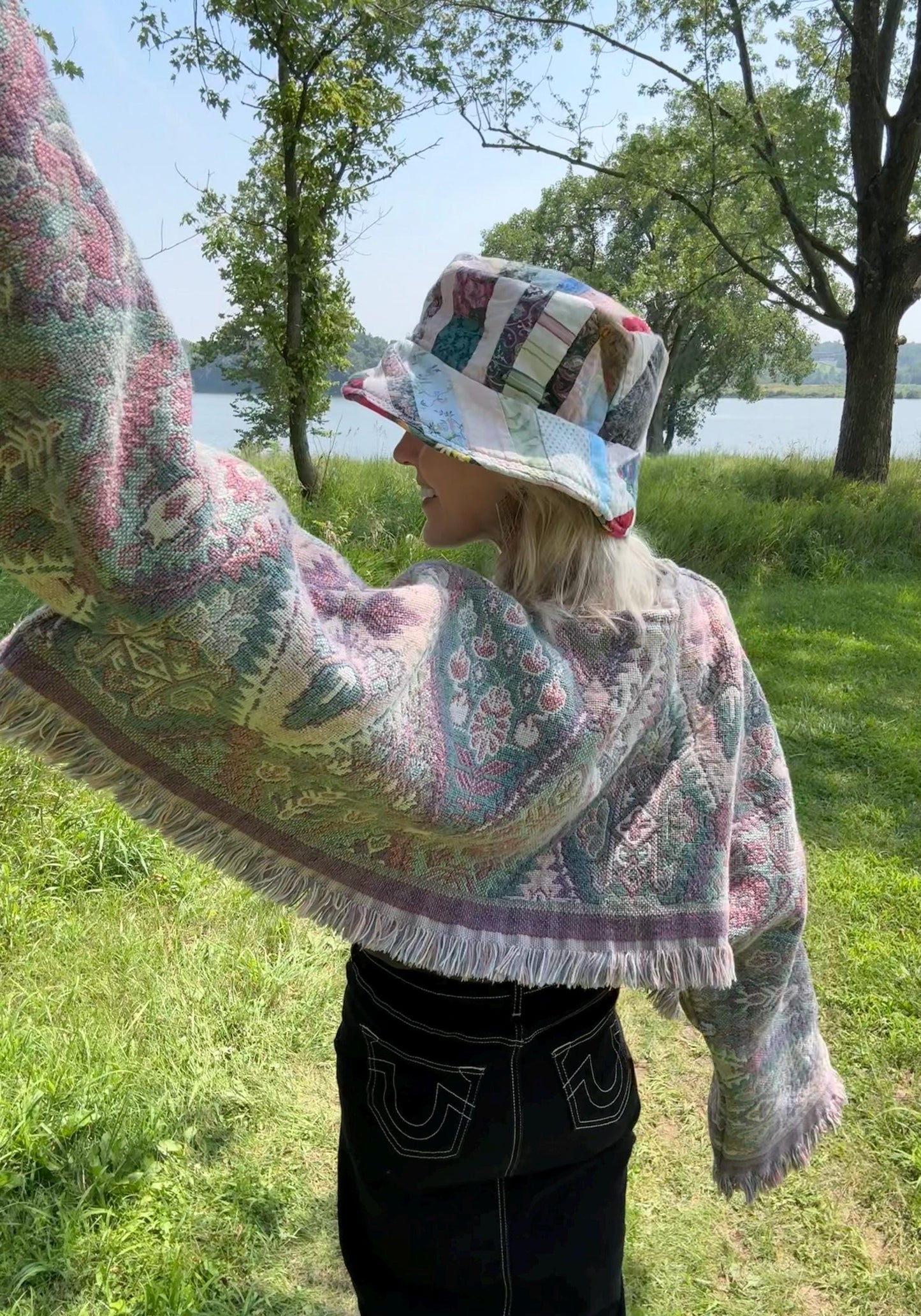 Pastel Geometric Western Print Oversized Cropped Blanket Crew
