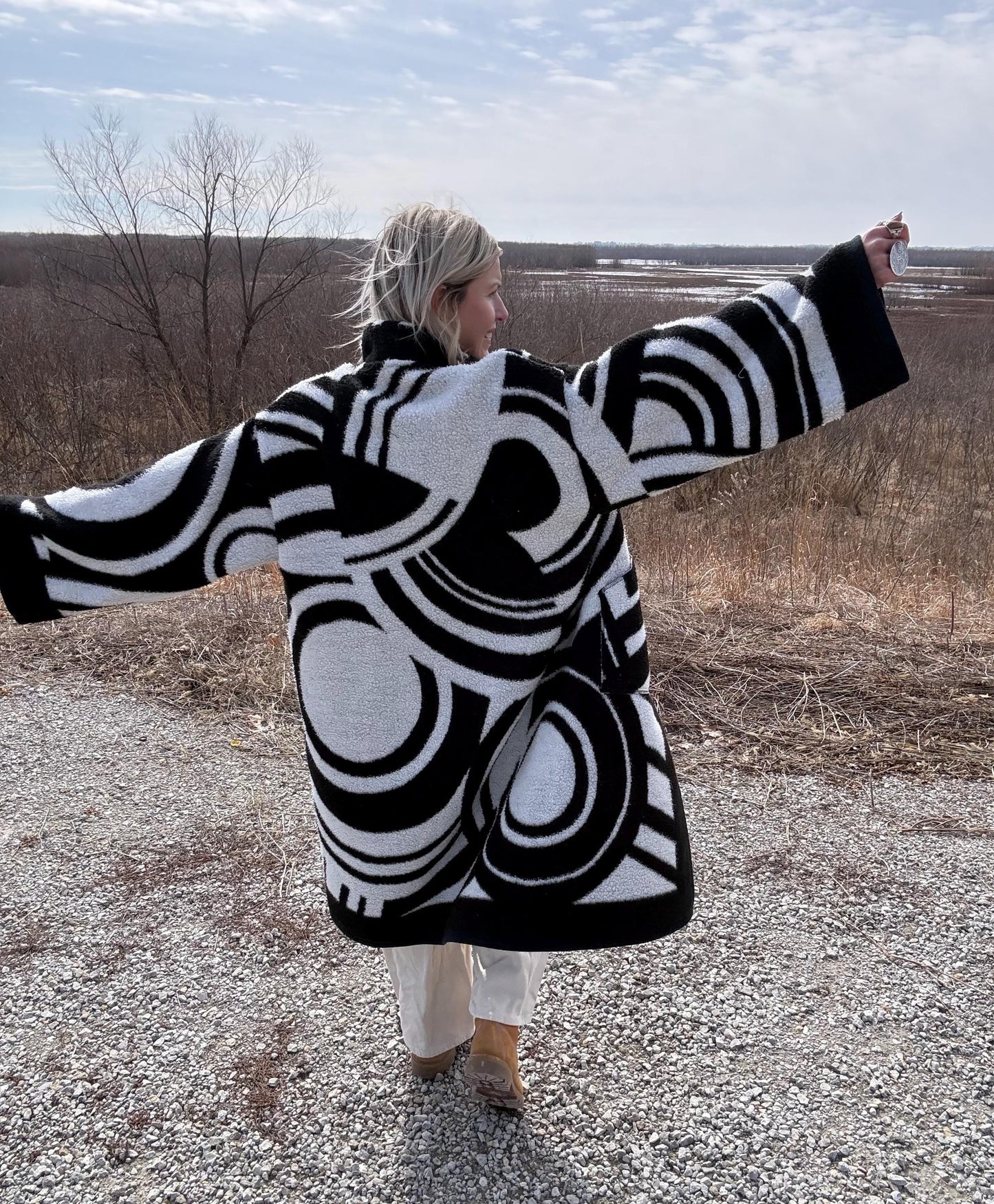 Black & White Swirls Fleece Blanket Coat