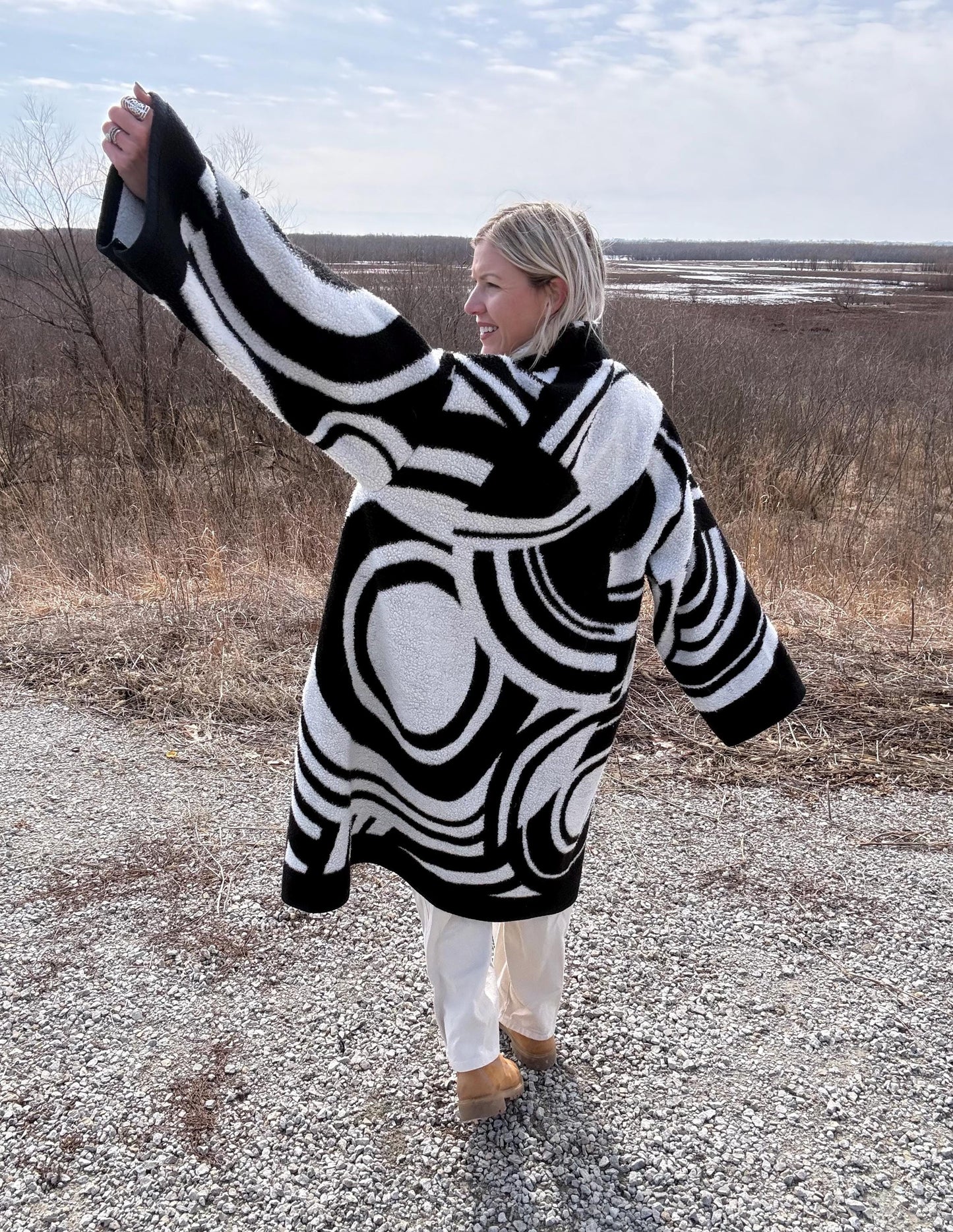 Black & White Swirls Fleece Blanket Coat