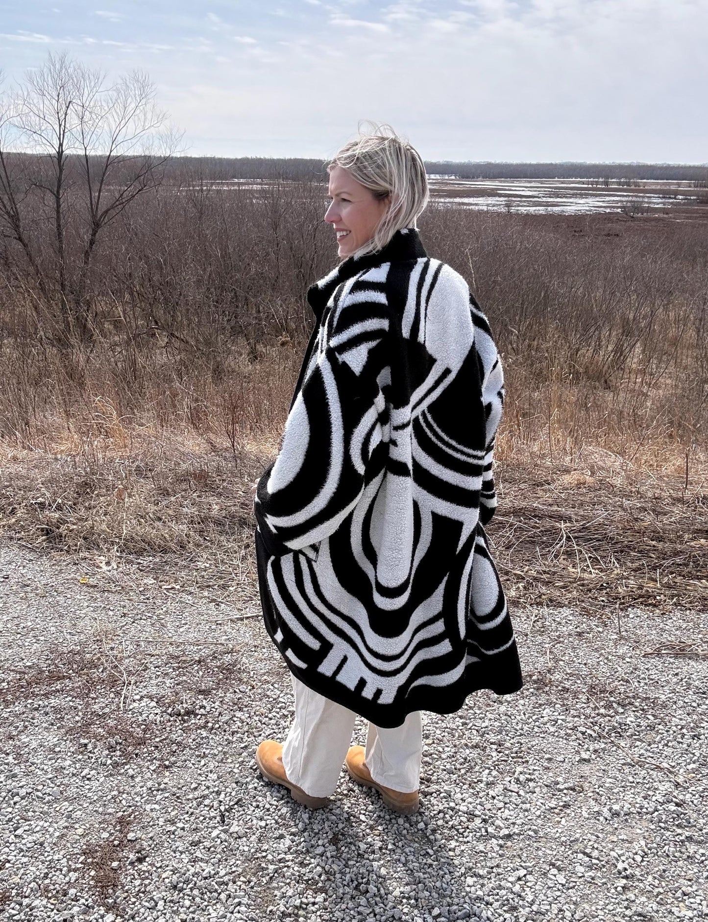 Black & White Swirls Fleece Blanket Coat