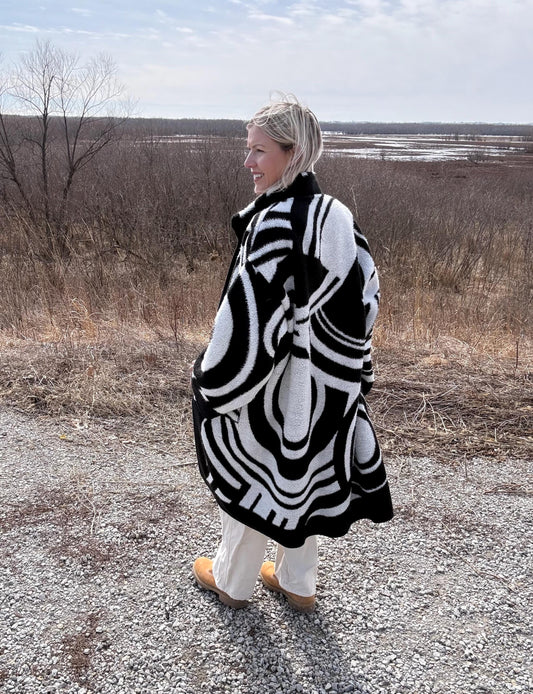 Black & White Swirls Fleece Blanket Coat